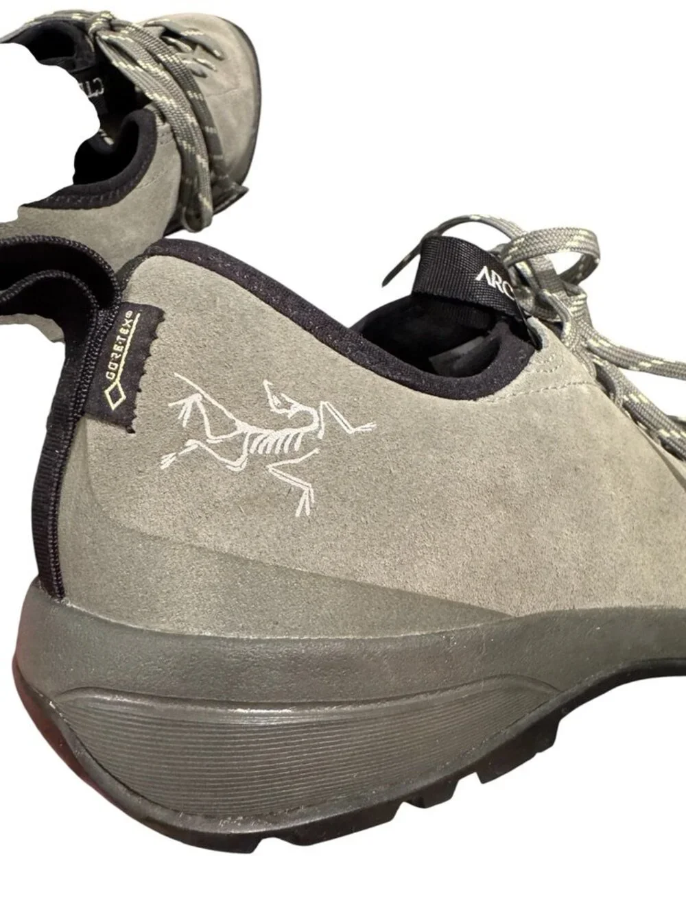 Arc'teryx Suede Approach Hiking Shoes Gray Olive Men’s 8 EU 40 EUC